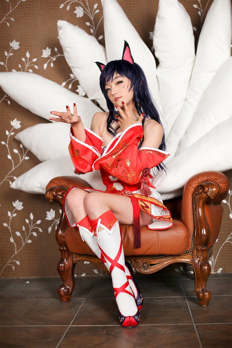 Ahri Cosplay
