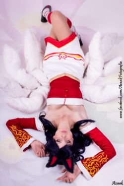 Ahri Cosplay