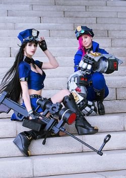 Officer Caitlyn and Vi