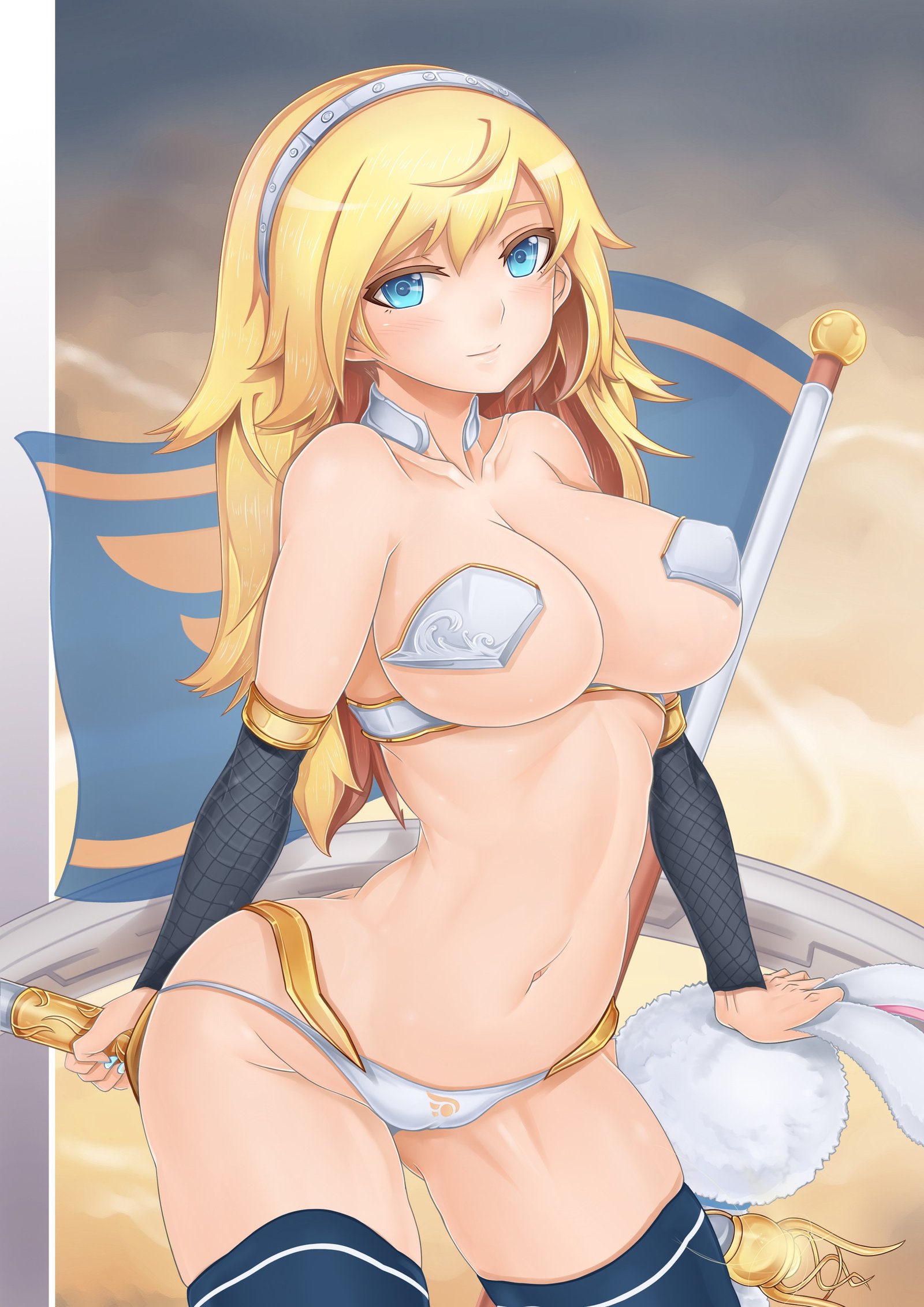 Sexy Lux.